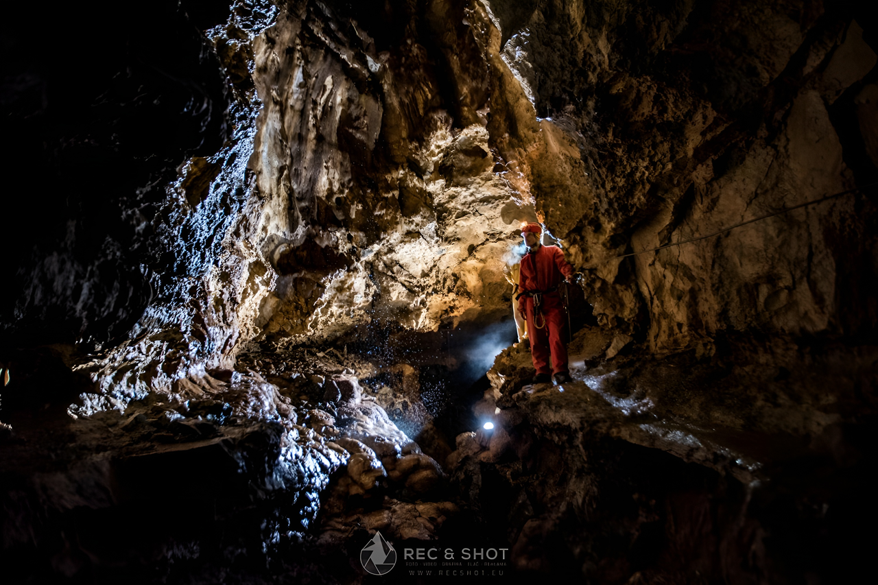 Jaskyňa mŕtvych netopierov