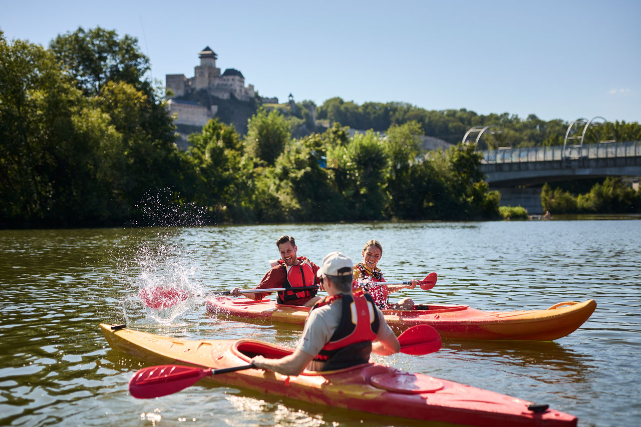 Rieka Váh, kayak